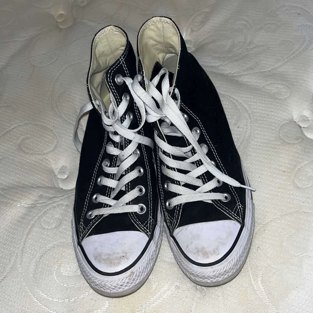 Black converse